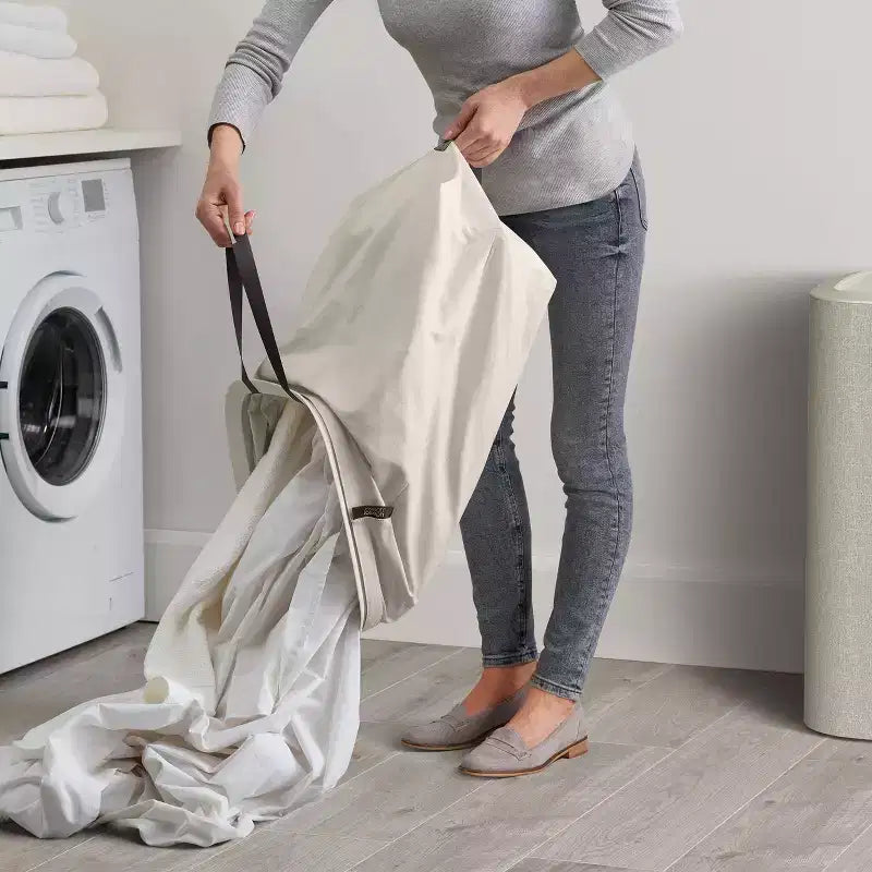 Cesto portabiancheria beige a scomparto singolo con coperchio, 60 litri