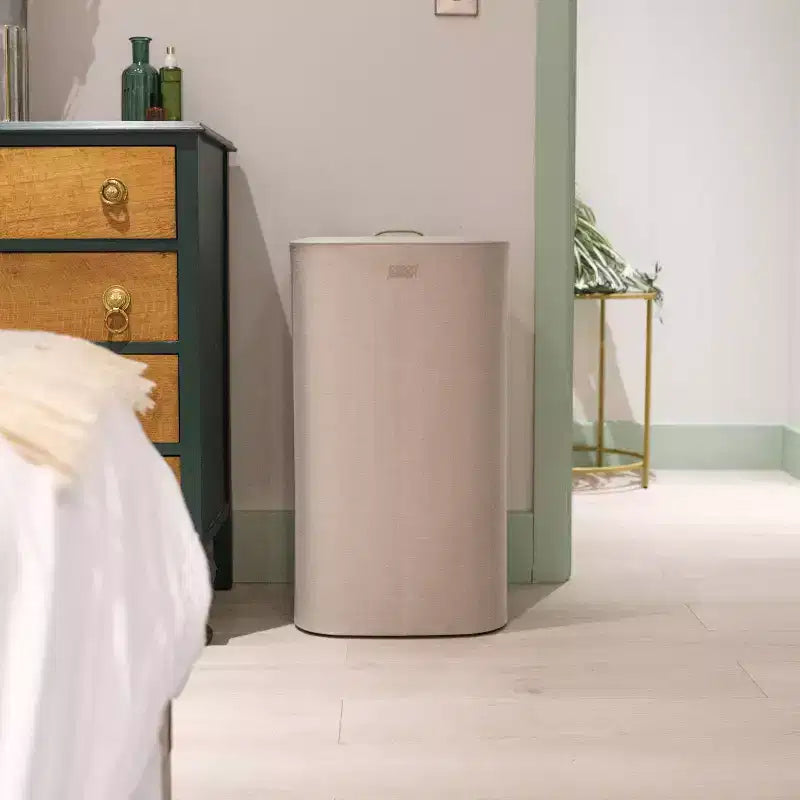 Cesto portabiancheria beige a scomparto singolo con coperchio, 60 litri