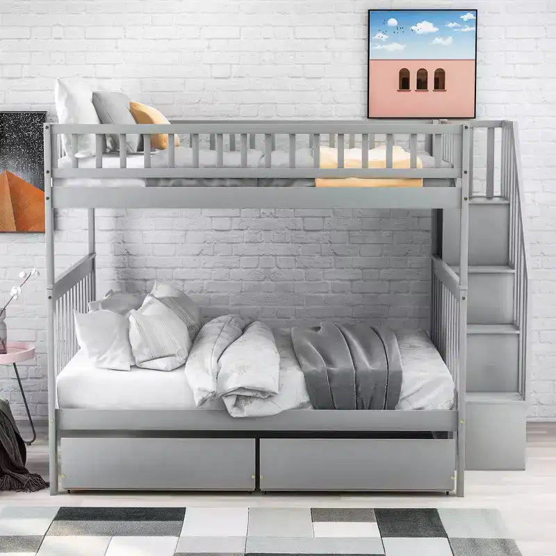 Letto a castello matrimoniale grigio/bianco con cassetti e mensole – Posti letto 4