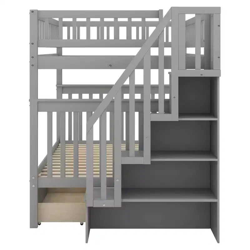 Letto a castello matrimoniale grigio/bianco con cassetti e mensole – Posti letto 4