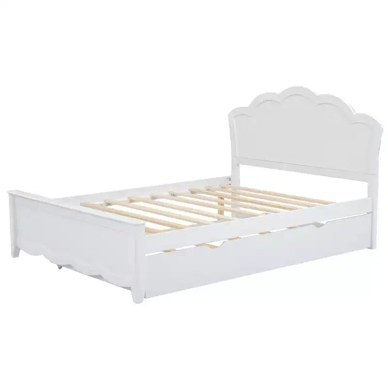 Letto a piattaforma Queen bianco con rotelle a una piazza e mezza, per 2+1 persone