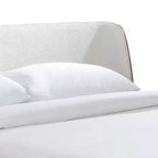 Letto a piattaforma basso con testiera curva in bouclé Noce, per 1 persona
